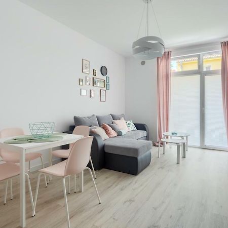 Apartament Kolorowy Przy Plazy ギジツコ エクステリア 写真