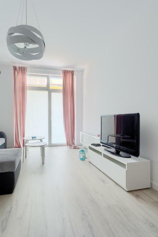 Apartament Kolorowy Przy Plazy ギジツコ エクステリア 写真